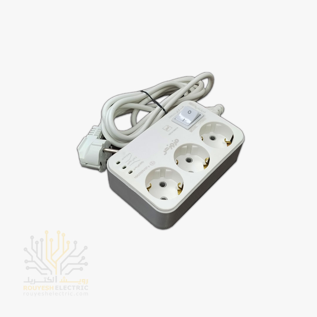 محافظ برق یخچال سیار سه خانه برند فروزش مدل DG300 ارتدار کلید دار بدنه سفید دیجیتال 1/8 متری